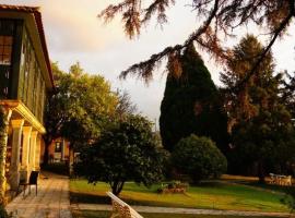 Hotel Rural VN Tenorio: Pontevedra'da bir havuzlu otel