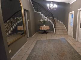 Crayfish Creek Guest House, hotel en Richards Bay