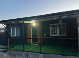 Edina Tini-House