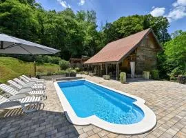 Stunning Home In Veliko Trgovisce