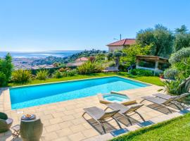 Villa de prestige Vue mer panoramique Piscine Climatisation、ニースのホテル