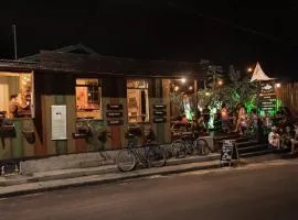 Hostel Antônio Pescador - Centro da Guarda do Embaú