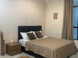 Calming Room, Kozi Square, Kuching City, hotel v destinaci Kučing