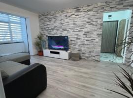 ADI-RENTS Apartmens, ξενοδοχείο στο Τζιούρτζιου