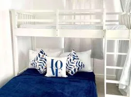AMIRAH'S PLACE 1BEDROOM UNIt