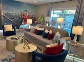 MagicwayVillas HeroHouse Pool and Spa, hotel v destinaci Fullerton