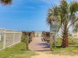 Walk 2 Beach, Boardwalk & All Broadway Attractions