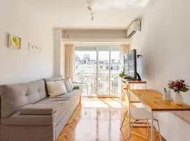 Céntrico con vistas, zona de bares históricos para 3 o 4 con estacionamiento