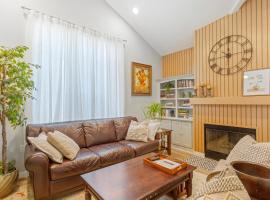 Remodeled House Near Disneyland, caba&ntilde;a o casa de campo en Fullerton