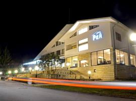 Paradise Complex, hotel in Targovishte