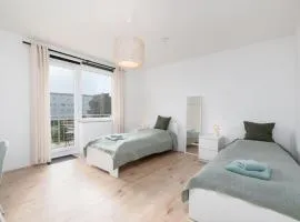 CREW BEDS - APARTMENTS in Wolfsburg 4x Bedroom, Single Beds, Free Coffee, WiFi & Parking - 24h CHECK IN #WOB01 #WOB02