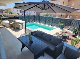 Apartments "CALMA" with Private Pool - Suitable for Groups of People