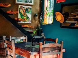 Coruya Wild, hotel in Santa Ana