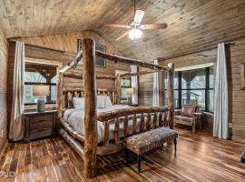 Hot Tub, Emerald Isle Log Cabin, Lake Front, hotel v destinaci Shreveport