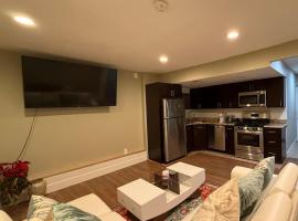 Private Guest House-Lake Ronkonkoma, alojamiento con cocina en Ronkonkoma