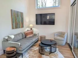 Modern cabin #3 Close to town