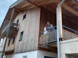 ChiemseeRefugium - Ferienwohnung Berg, golf hotel u gradu Bernau am Kimze