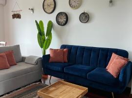 SanMar, hotel a Madalena