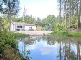 Chalet Venepoel, rustig en bosrijk gelegen met zwemvijver en hottub
