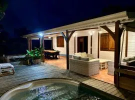 villa créole avec piscine privée