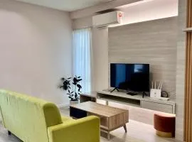 Queensland Suites at Aru Suites, Kota Kinabalu 2 Bedroom Family Suite