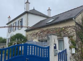 Paimpol centre tout à pieds avec extérieur !, hotel i Paimpol