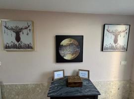 Pensión Portus Marini, pet-friendly hotel in Portomarin