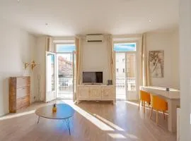 Bel appartement avec balcon centre ville