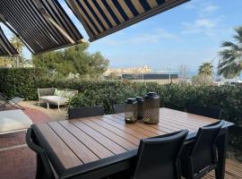 앙티브에 위치한 호텔 Large Luxury Apartment with garden view over the ocean