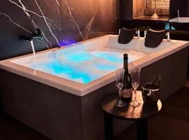 LION Apartments - DEBAR MAALO