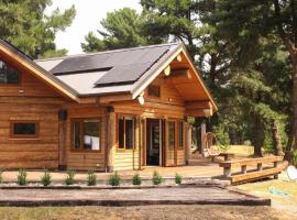 Stunning Private Log Cabin, hotel in Tarras