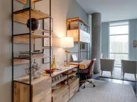 5M203- Smart Stylish Music City Condo