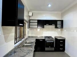 The12 By Naji Resort, ξενοδοχείο στην Αμπούζα