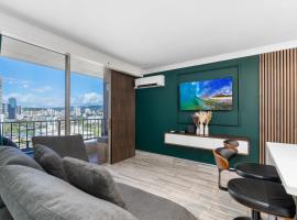 Modern Suite Free Parking View AC King Bed Kitchen, apartment in Honolulu