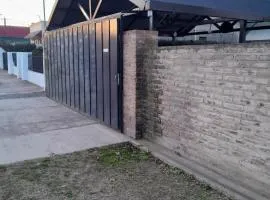 Casa Familiar Toay