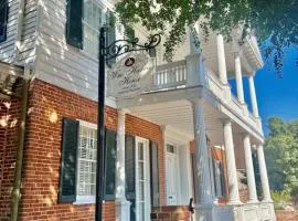 Downtown Natchez Elegant 1835 Antebellum House