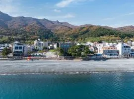 Namhae Keunsol Pension
