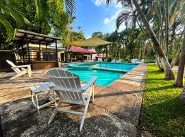 El encanto tropical, a minutos del IRTRA, hotel v destinaci Ajaxá