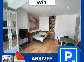 018 CHIC & COSY F1 41m2 HYPERCENTRE WIFI SMART TV NETFLIX
