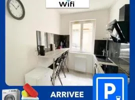 023 CHIC & COSY F1 23m2 HYPERCENTRE WIFI SMART TV NETFLIX
