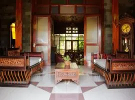 Ndalem Ngadisuryan Homestay