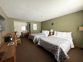 The Trail Inn - Newberry, MI - Formerly Knollwood Inn - 13467 M-28, motel in Newberry