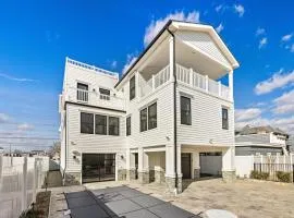 Stunning Ocean Block W-A Pool, New Construction!