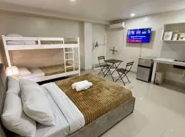 24-Seven Guesthouse - Room 204