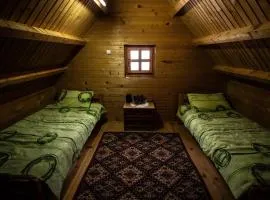 Etno dom Bubalo, шале у місті Čajetina