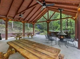 A-Frames Under the Canopy - Entire Property