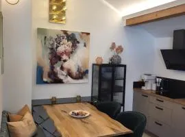 NEUERÖFFNUNG Angies Loft