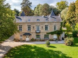 Le Manoir du Cèdre - 7 minutes from Pierrefonds, Hotel in Chelles