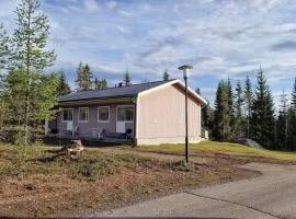 Stuga Björn - Quiet cabin at lake Edesjön