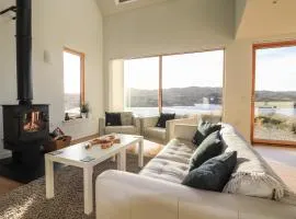 Loch View